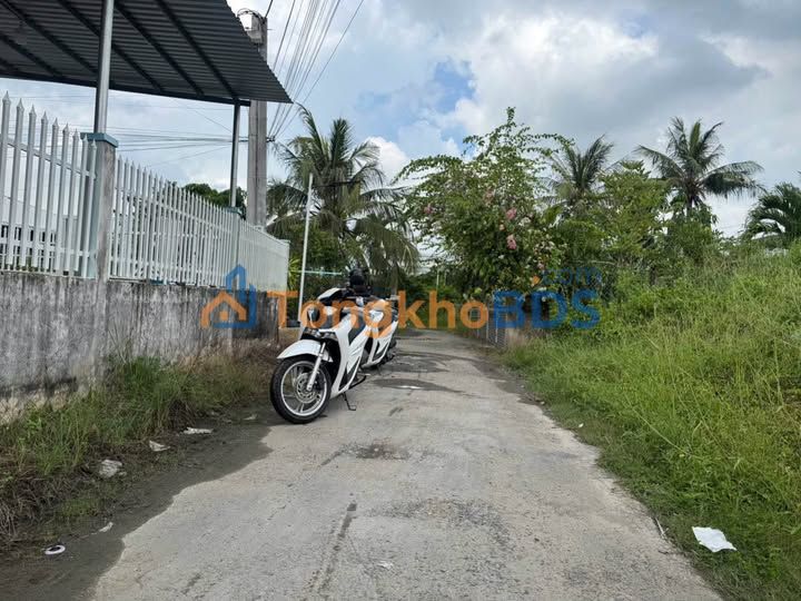 Bán Đất Nền Vĩnh Long 212m² - Sổ Hồng Thổ Cư, Gần Chợ Trà Vinh