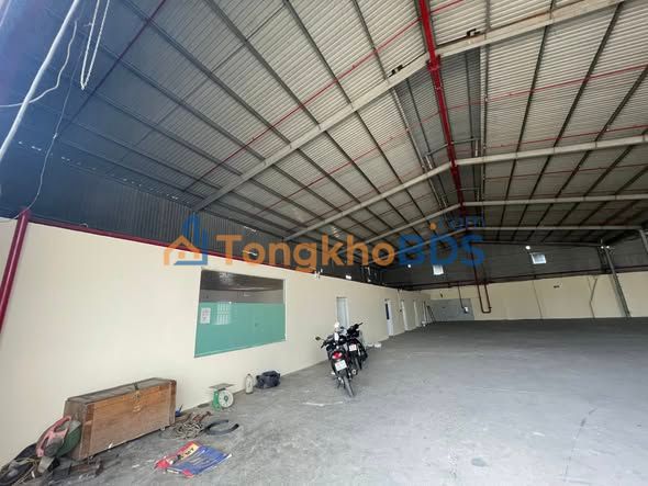 Cho Thuê Xưởng Sản Xuất Tân Uyên, Bình Dương - 1.200m² - 1.800m²