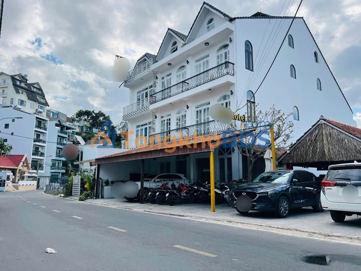 Khách sạn 262m² mặt tiền Lê Hồng Phong, Đà Lạt - 35 tỷ, kinh doanh ngay