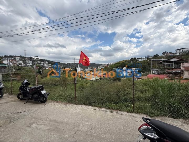 Nhà Đà Lạt 58m² (2PN) - View Xinh, Cách TT 3km - Giá 2.3 Tỷ