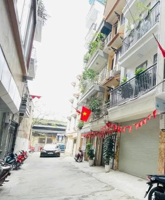 Bán gấp Đất Vàng Đền Lừ 65m² - Ô tô tránh, Vài bước ra Hồ, Giá đầu tư