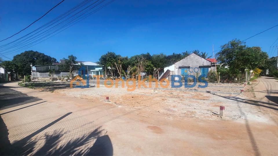 Bán Gấp Đất Nền 100m² Suối Tân, Cam Lâm - Giá 799 Triệu