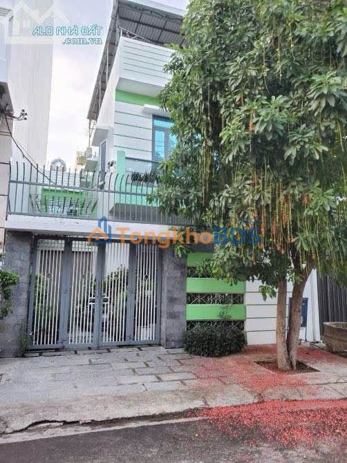 Bán Biệt Thự Mini Mặt Tiền Lê Chân Nha Trang - 140m² - 20 Tỷ