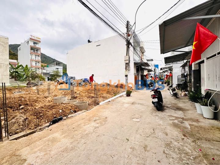 Bán Đất Vĩnh Hòa Nha Trang 64m² - Sổ Hồng Chính Chủ, Đường 7m