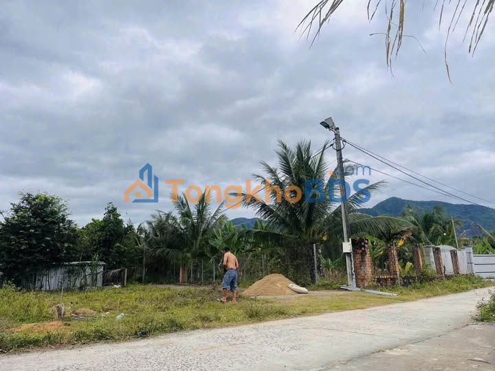 Bán Đất Vàng Xã Bình Lộc, Long Khánh 100m² - Sổ Hồng Sẵn Sàng, Giá Cắt Lỗ 639 Triệu