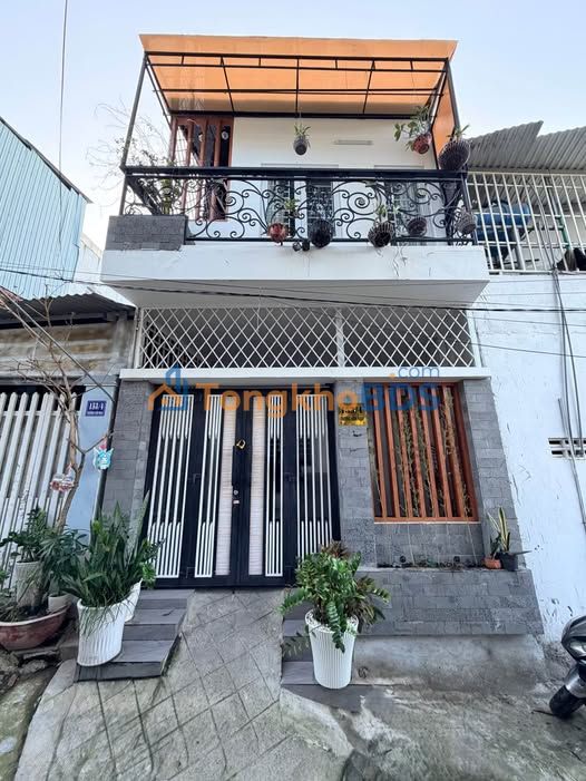 Nhà 2 Tầng Hẻm Oto Dương Văn Nga, Nha Trang - 44.5m² Sổ Hồng, Sẵn Ở