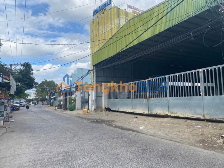 Nhà Mặt Tiền Cầu Bè Nha Trang 118m² - Kinh Doanh Sầm Uất, Giá 5.5 Tỷ