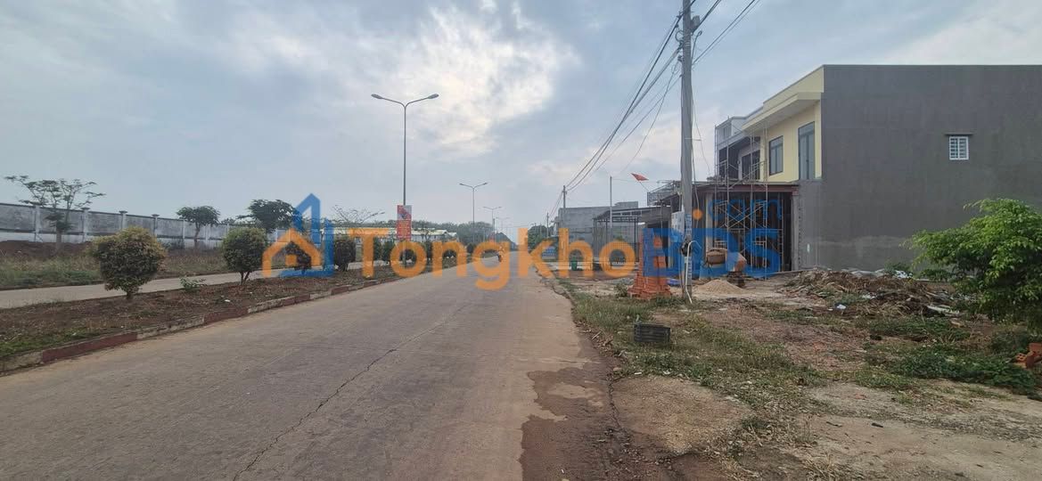 Đất đường đôi Đồng Xoài 97m² - Kinh doanh đắc lợi, giá 800 triệu