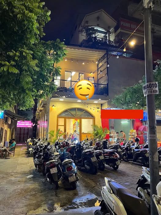 Tòa Nhà Mặt Tiền Kinh Doanh Trần Khát Chân, Hai Bà Trưng - 120m² x 7 Tầng