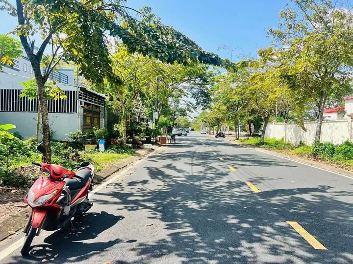 Bán Nền Đất 270m² Mặt Tiền Nam Cao, Trung Tâm Cà Mau - Sổ Hồng Sẵn Sàng