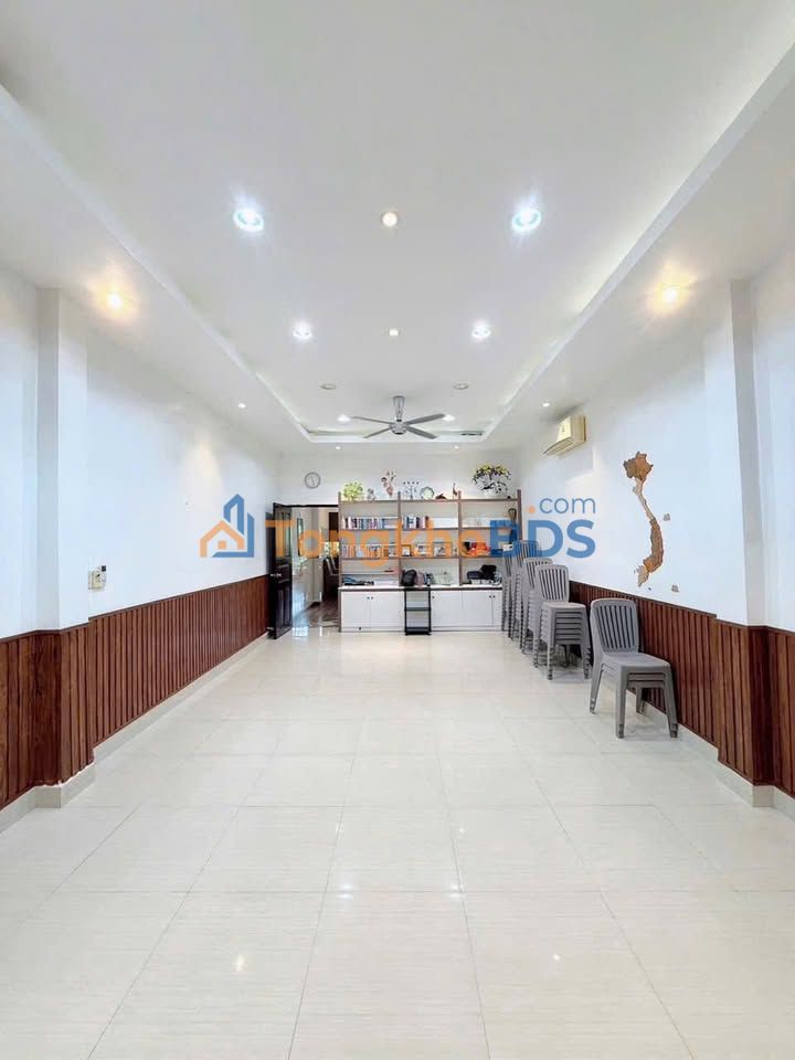 Cho thuê nhà mặt tiền KDC 91B Cần Thơ - 3PN, 3 WC, view công viên