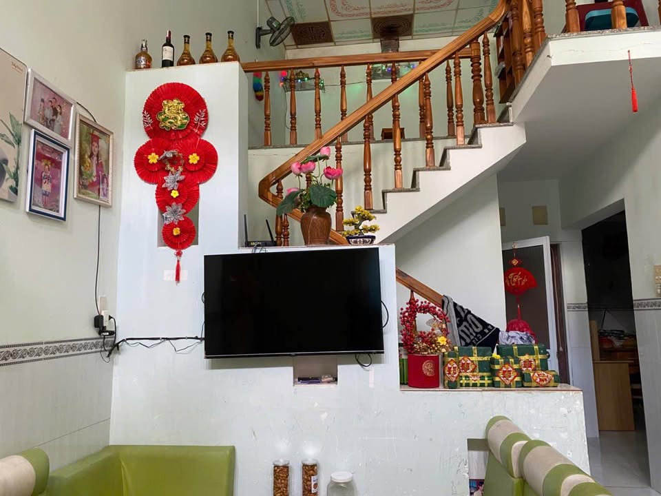 Nhà Phường Thị Nại Quy Nhơn 70m² - Sổ Hồng Rõ Ràng, Giá Chỉ 2 Tỷ