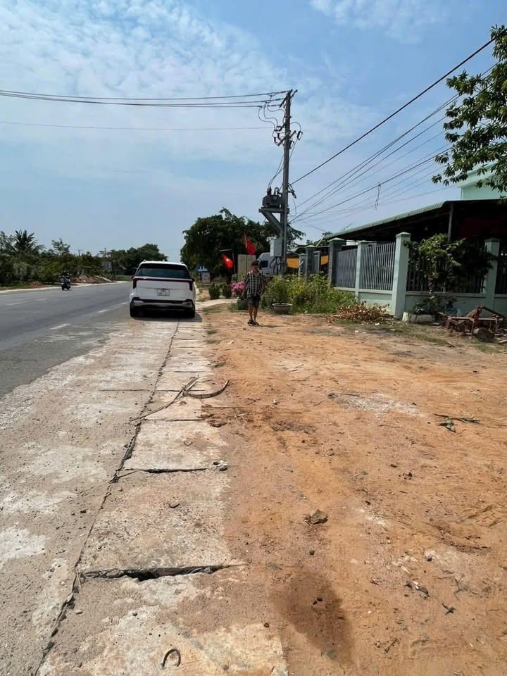 Đất Mặt Tiền QL 22B Gò Dầu, Tây Ninh - 275m² Thổ Cư, Giá Tốt