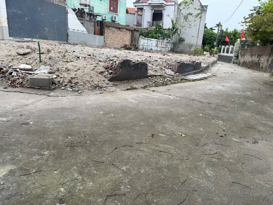 Đất nền Phú Thọ 53m² - Sổ đỏ sẵn, ô tô vào đất