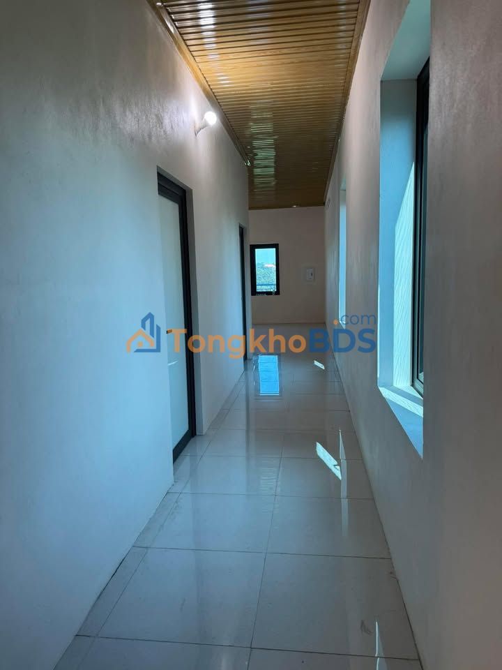 Bán Nhà 2 Tầng 131m² Việt Trì - Full Thổ Cư, Ô Tô Vào Nhà