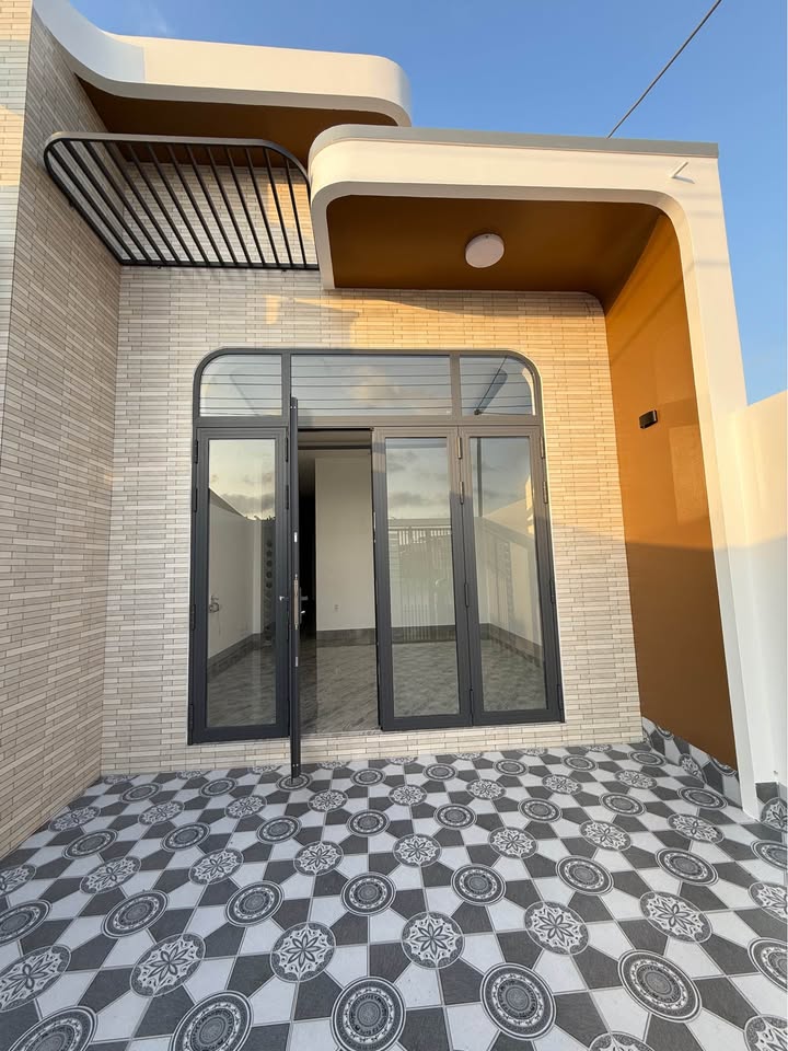 Nhà Phố Hoàng Tâm, Cà Mau - 99m² Sổ Hồng Riêng, Giá 1.3 Tỷ