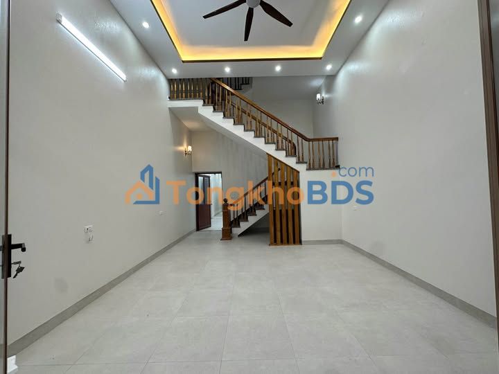 Bán Nhà 2 Mặt Tiền Nguyễn Công Hãng, Bắc Giang - 116m² Giá 3 Tỷ