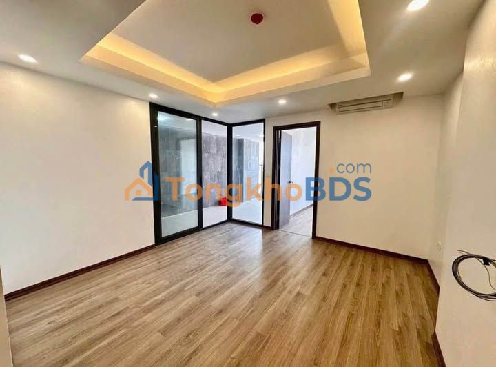 Cho thuê Căn hộ Lotus 2PN - Giá 5 triệu/tháng - Đồ cơ bản