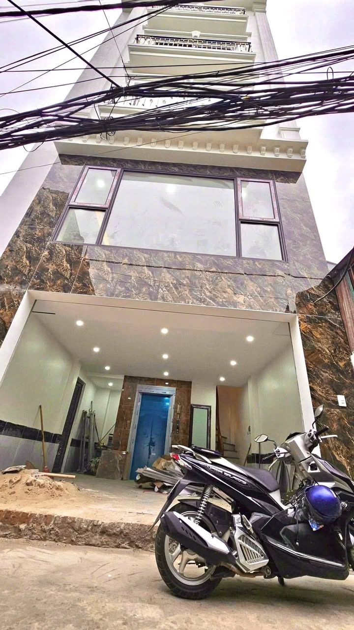 Nhà Lô Góc 5 Tầng Thang Máy, Ô Tô Về Tận Nhà, Kinh Doanh Tốt - Tây Mỗ, Nam Từ Liêm