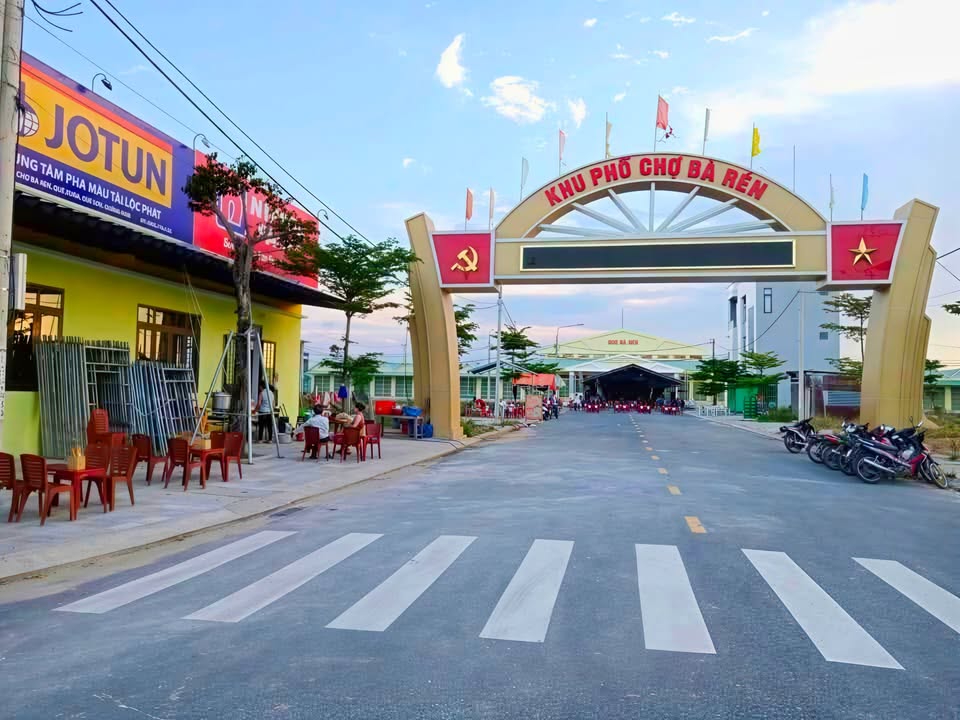 Mặt Tiền Kinh Doanh Phường Thanh Bình, Hải Châu - Vỉa Hè 3m, Sầm Uất