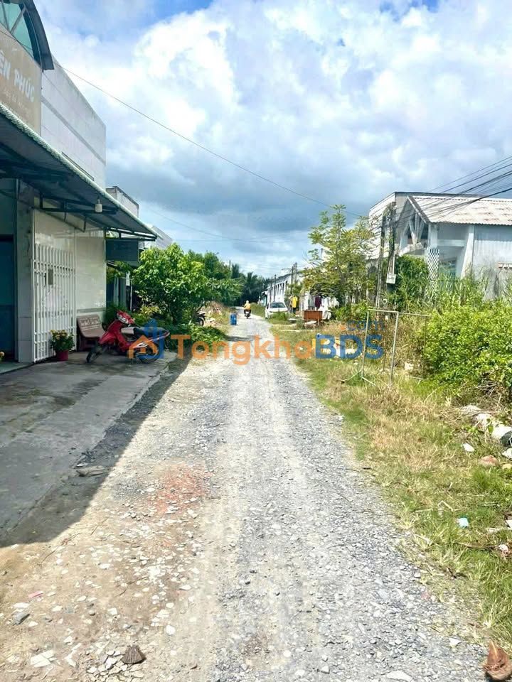 Dãy Trọ 12 Phòng Sát Đại Học Trà Vinh - 2.3 Tỷ - Thu Nhập Ổn Định