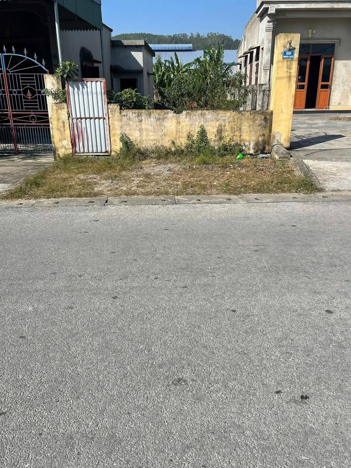 Đất thổ cư 150m² Xã Tiên Trang - Sổ hồng sẵn, 2 xe tránh nhau