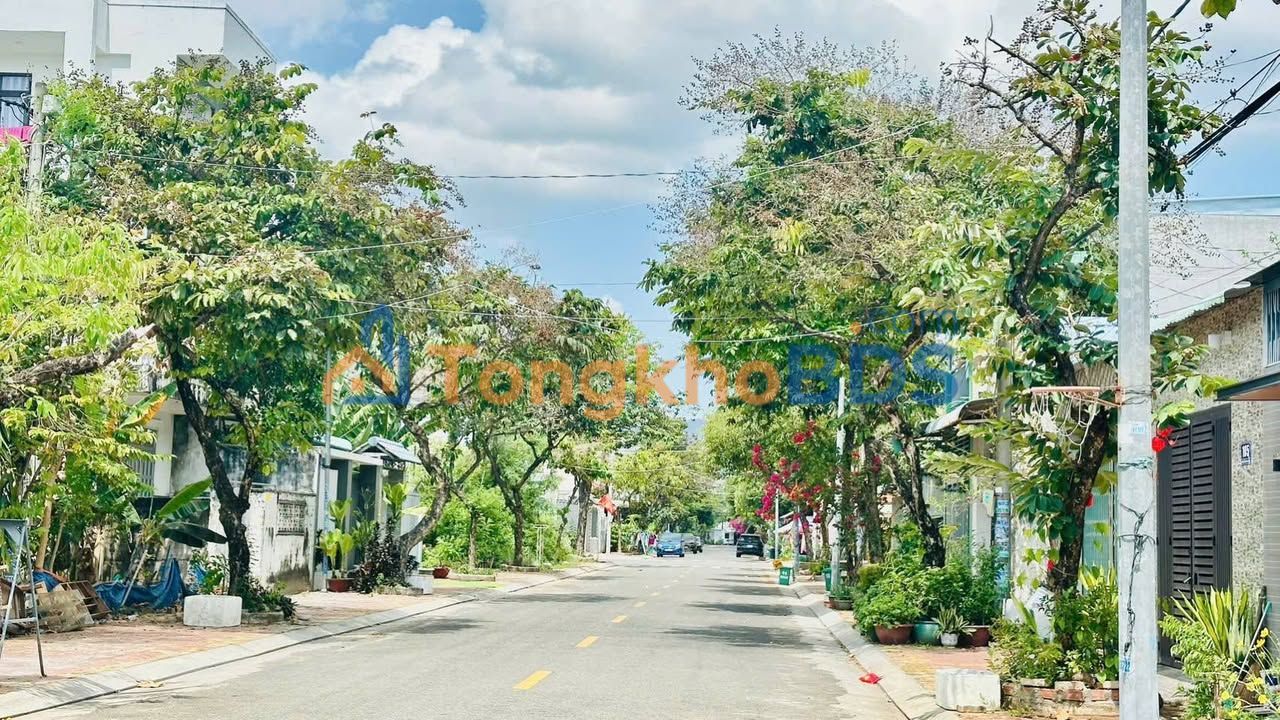 Nhà cấp 4 Nguyễn Hữu Huân 114m² giá 3.55 tỷ - Thiết kế tiện nghi, gần trung tâm!