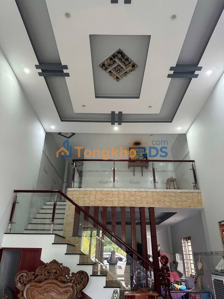 Nhà 100m² Long Thọ, Nhơn Trạch - 3PN, Sân Ô Tô, Giá 2.5 Tỷ