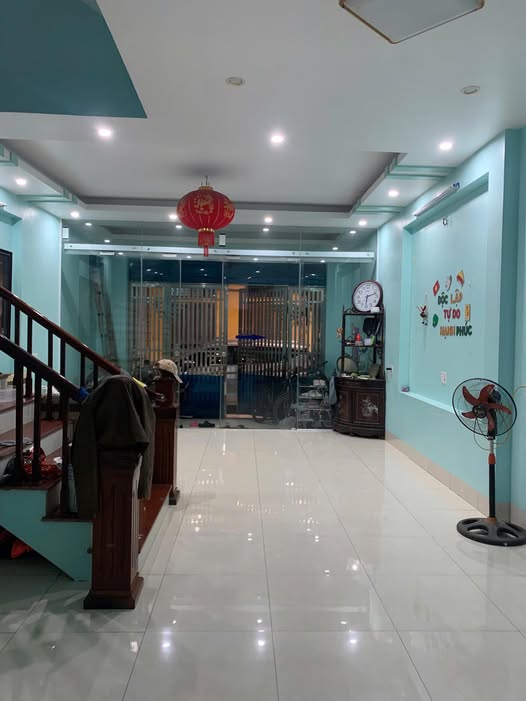 Nhà 3 Tầng Hơn 5 Tỷ, Mặt Tiền 5m Nở Hậu 6m Tại Phủ Lý, Hà Nam