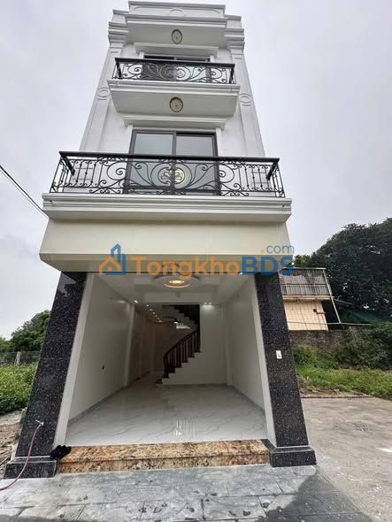 Nhà 3 Tầng Mới Tinh Phường Phú Thượng, Tây Hồ - Sẵn Sàng Kinh Doanh