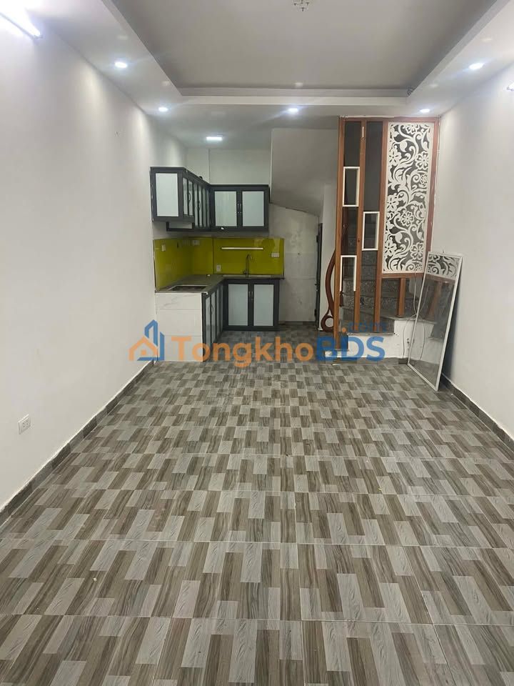 Nhà nguyên căn Vĩnh Hưng, Hoàng Mai 30m² x 3 tầng - Giá 6 triệu/tháng