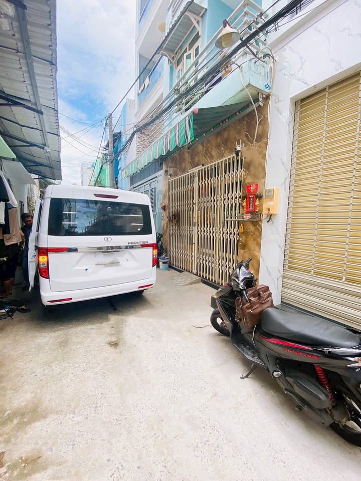 Nhà 4.29 Tỷ Hẻm Xe Hơi Lê Văn Quới, Bình Tân - Sẵn Sàng Ở Ngay