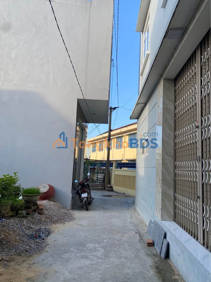Nhà 2 Mặt Hẻm Hùng Vương, Quy Nhơn - Hoàn thiện 100%, 1.7 Tỷ
