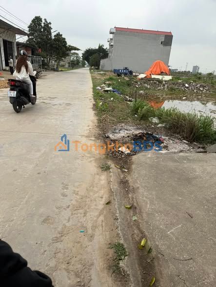 Bán Đất 100m² Phường Tân An, Bắc Giang - Hướng Đông Nam, Giá Tốt