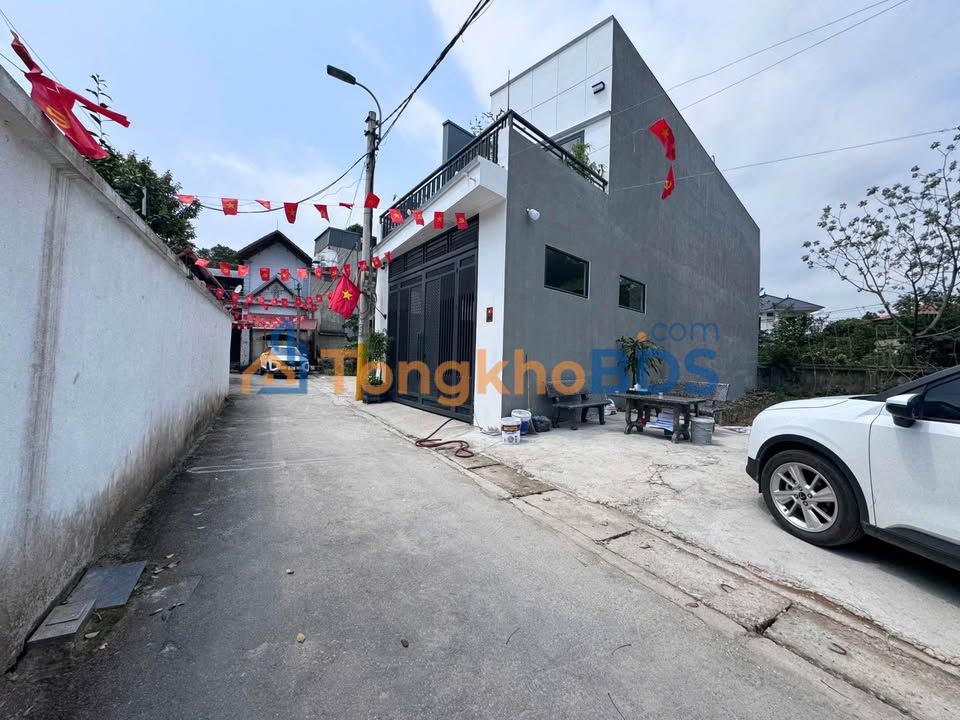 Bán đất Vĩnh Yên 95m² - Sổ đỏ thổ cư, gần QL2C