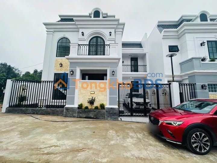 Bán Gấp Villa Tân Cổ Điển Huế 100m² - Sổ Hồng Hoàn Công