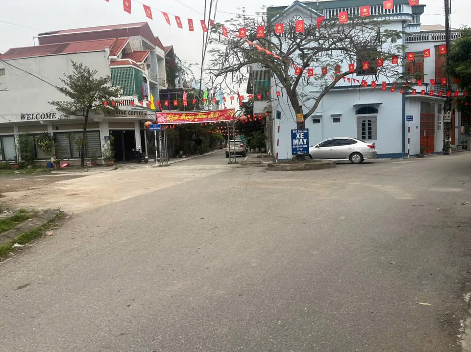 Nhà Mặt Tiền 72m² Lô Góc Thị Trấn Đông Hưng, Thái Bình - Kinh Doanh Đắc Lợi