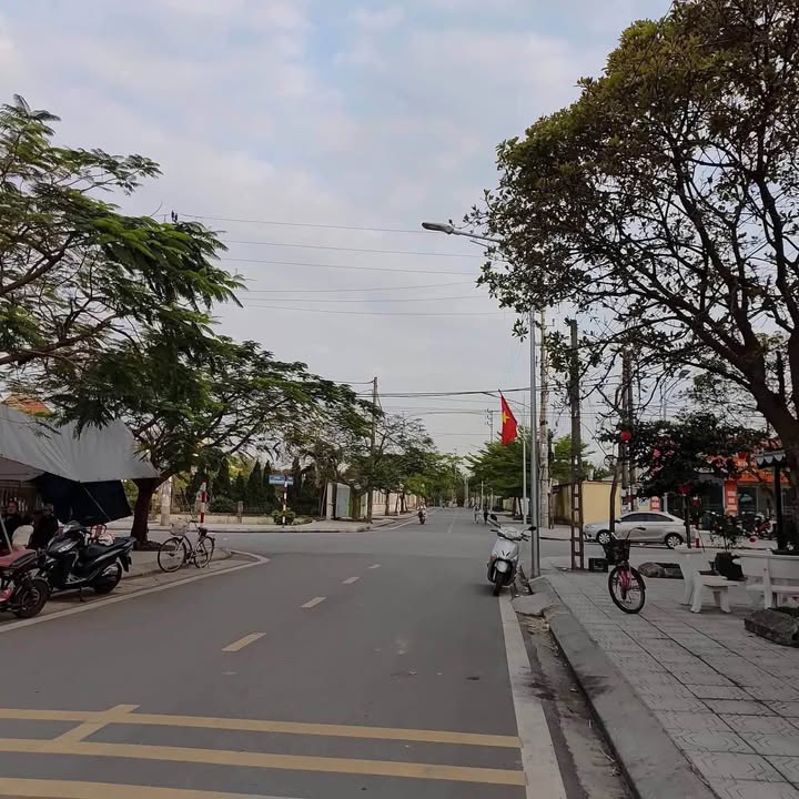 Đất Kinh Doanh Mặt Tiền Nguyễn Công Trứ, Tiền Hải - 80m² - 2 Tỷ xx