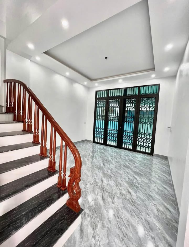 Nhà Đẹp 40m² 3PN Phường Trần Hưng Đạo, Thái Bình - Giá Tốt, Ngõ Rộng