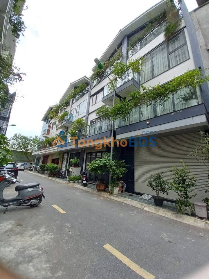 Bán Gấp Liền Kề 99m² Kinh Doanh Đỉnh Phố Giải Phóng, Hoàng Mai - 26 Tỷ