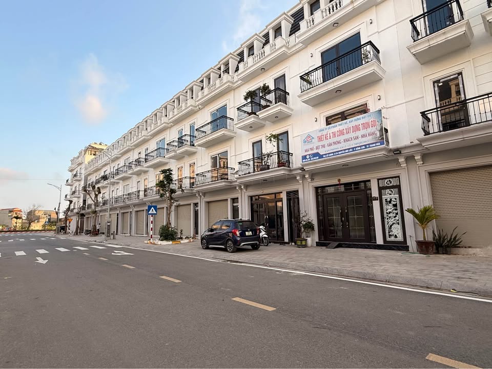 Căn hộ Hồ Sen 90m² - Sổ Đỏ Chính Chủ - Giá Rẻ Nhất Thanh Hóa!