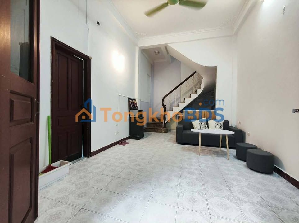 Nhà Nguyên Căn Hoàng Hoa Thám, Ba Đình 30m² - Sẵn Sàng Ở Ngay