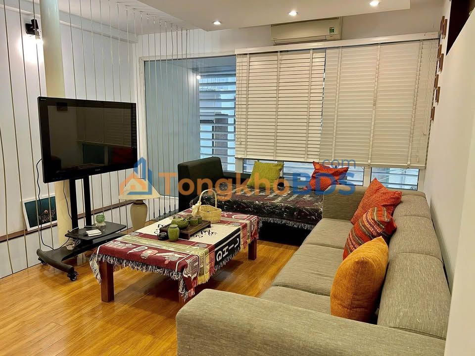 Nhà 6 Tầng Âu Cơ 4PN, Giá 25 Triệu/Tháng - Sẵn Sàng Ở Ngay