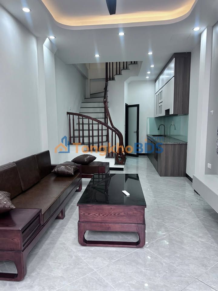 Bán nhà 4 tầng 30m² gần Nhổn, Hà Nội - Giá 4 tỷ