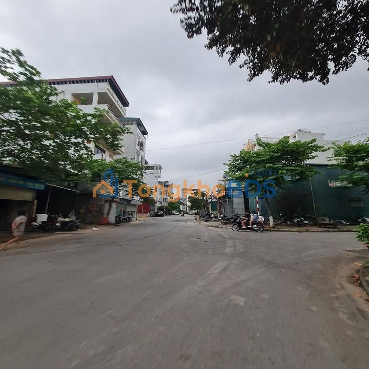 Đất Trâu Quỳ 60m² - Sổ Đỏ Chính Chủ, Đường 13m, Giá Giảm Sâu