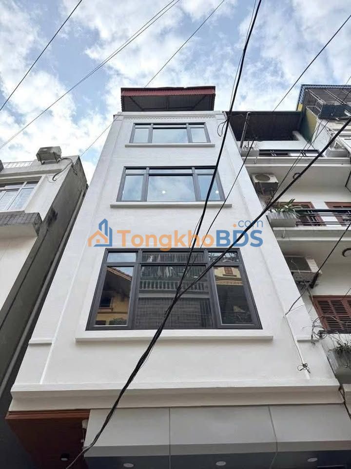 Bán Đất Góc Hồng Tiến Long Biên 40m² Sổ Hồng - Ô Tô Vào Tận Nơi