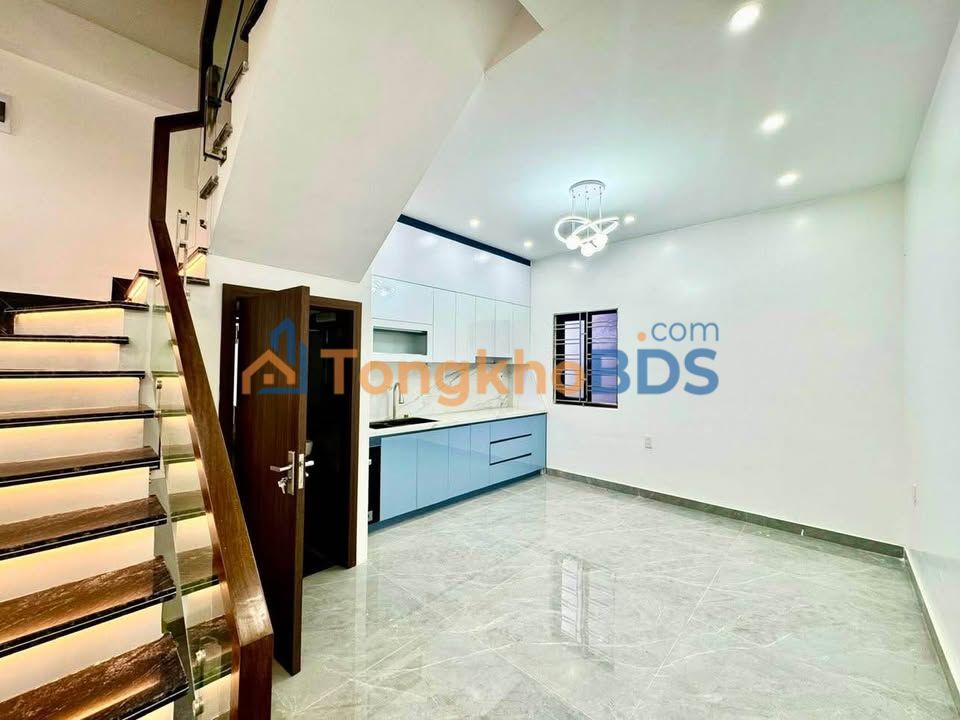 Nhà 3 Tầng Phương Lưu - Ngõ Ô Tô 47m² Giá 3.05 Tỷ - Sổ Đỏ Chính Chủ