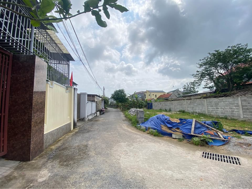 Đất nền 145m² Đồng Hới - 2 Mặt Tiền Thoáng, Giá 1.1 Tỷ