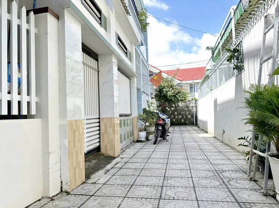 Nhà 2 Tầng Chính Chủ Đường Liên Hoa, Nha Trang - 63.6m² Giá 2.85 Tỷ