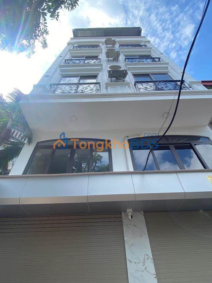 Nhà Phố Cự Khối 245m² (7 Tầng) - View Hồ 31ha, Ngõ Thông Xe Tải - 11 Tỷ